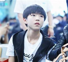 王俊凯家庭背景大全,从平凡家庭到明星之路